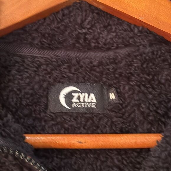 ZYIA Quarter Zip Sherpa Fleece Teddy Bear Pullover - Picture 11 of 14